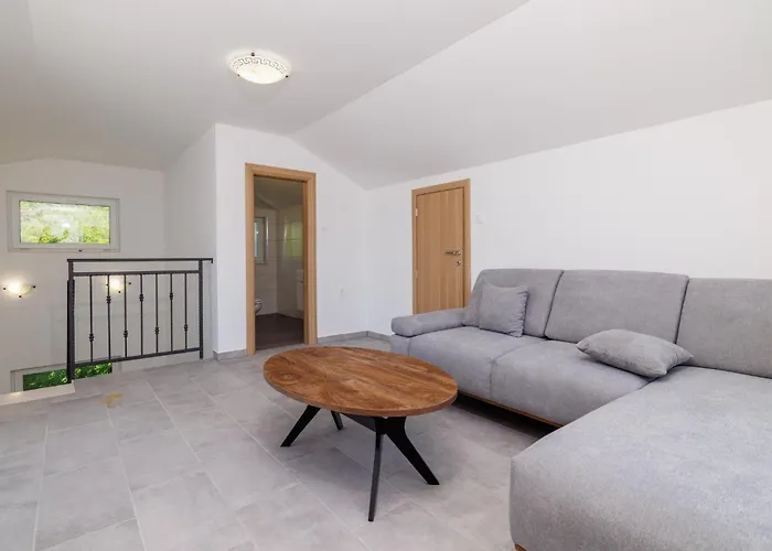 Holiday home Kelava Tribalj (Primorsko-Goranska)