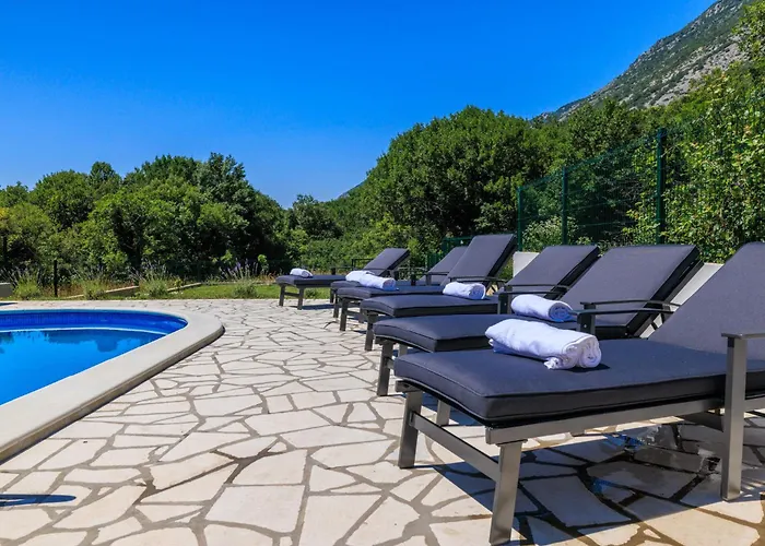 Holiday home Kelava